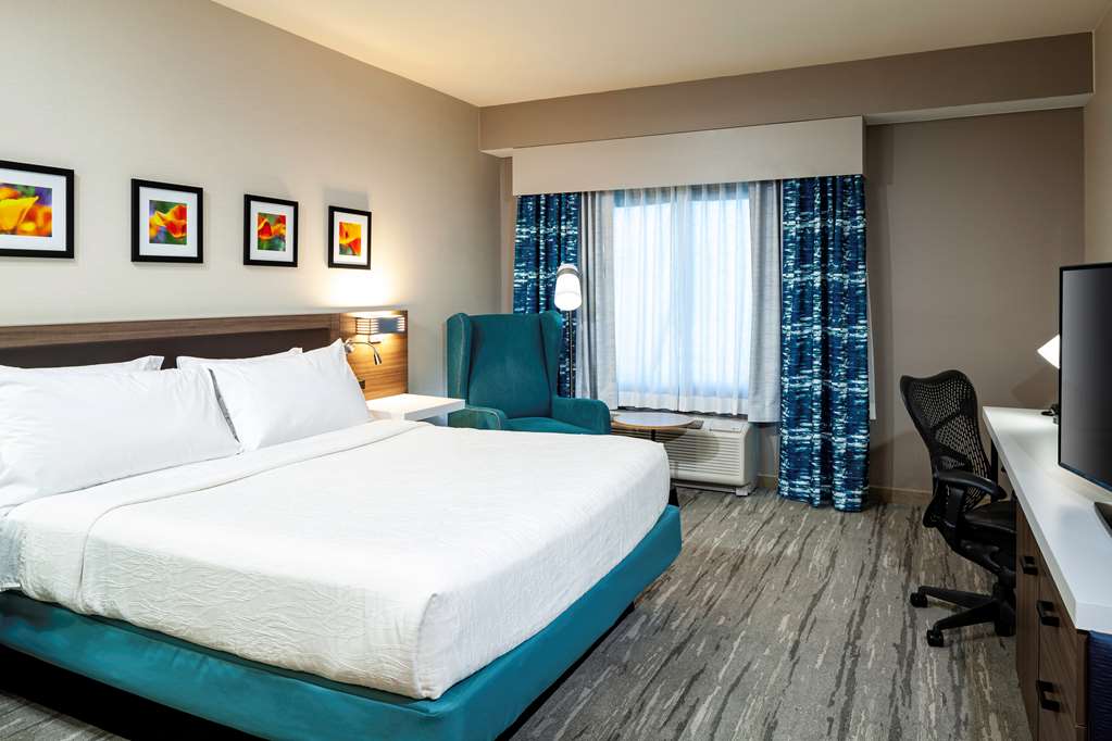 Фото Hilton Garden Inn San Diego/Rancho Bernardo