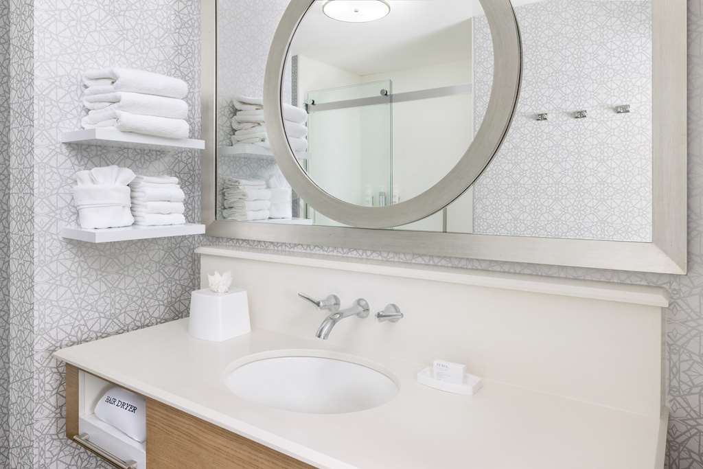 Фото Hampton Inn & Suites Napa