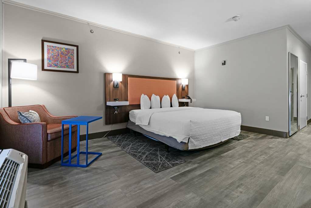 Фото Hampton Inn Seguin