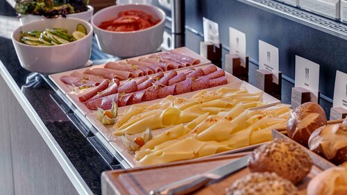Гостиница Holiday Inn Express Cologne Mulheim в Кёльне
