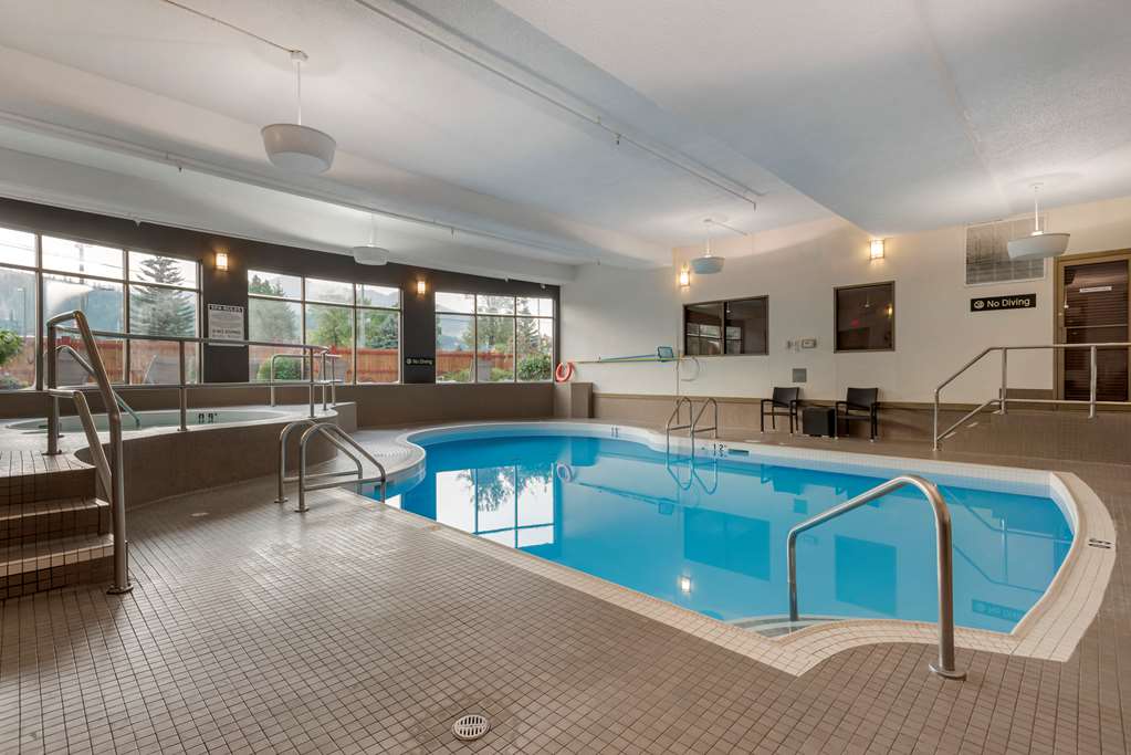 Фото Best Western Plus Fernie Mountain Lodge