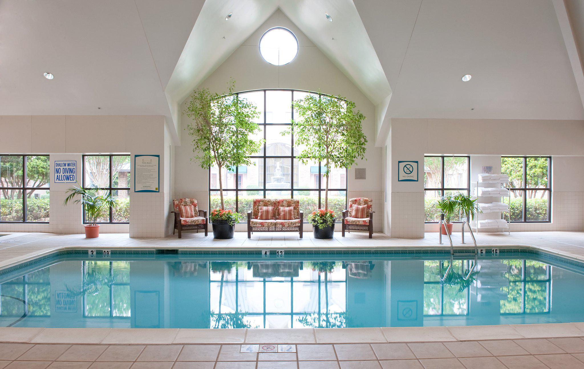 Фото Staybridge Suites Charlotte Ballantyne, an Ihg Hotel