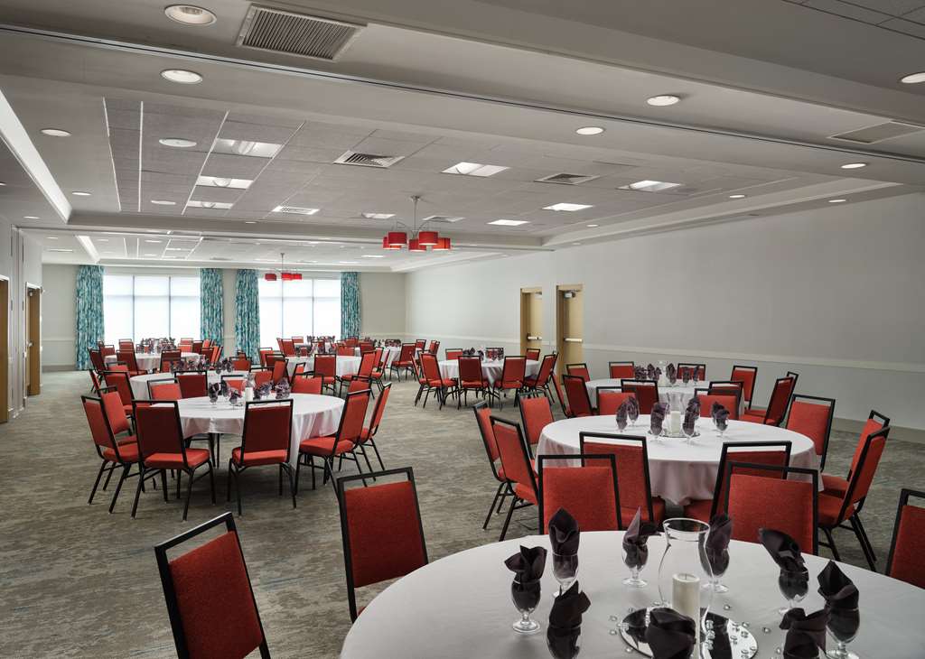 Фото Hilton Garden Inn Ann Arbor