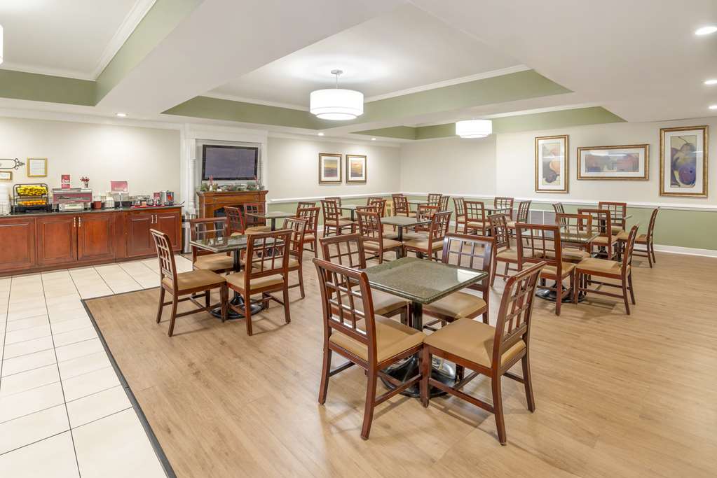 Фото Best Western Plus Governor's Inn