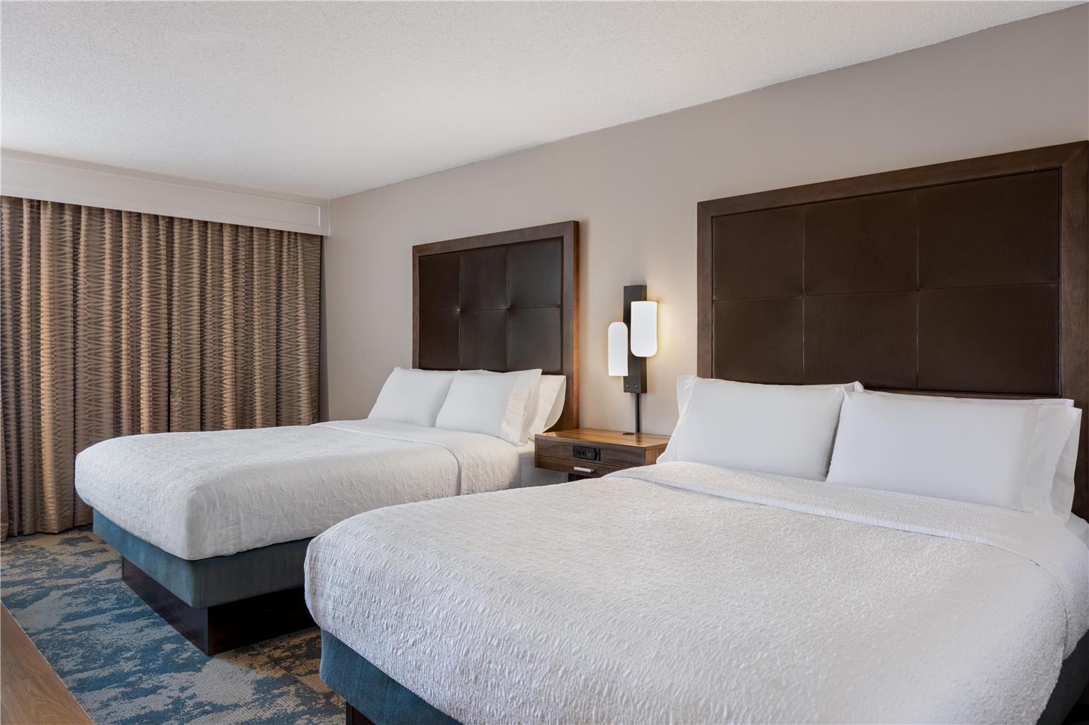 Фото Hampton Inn South Hill
