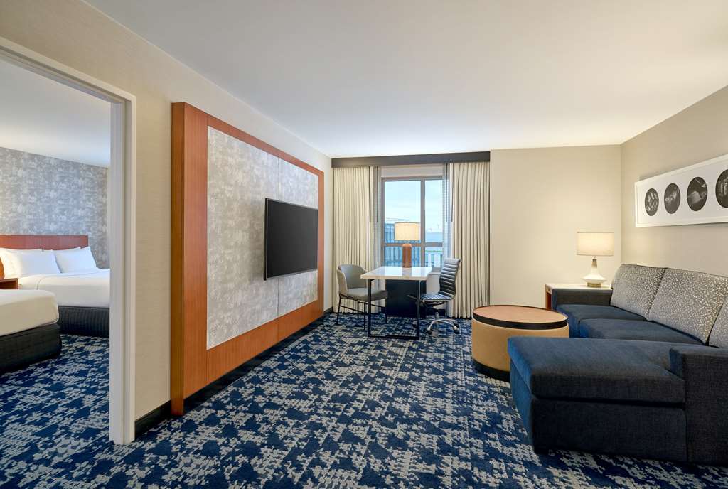 Фото Embassy Suites by Hilton Washington D. C. – Convention Center
