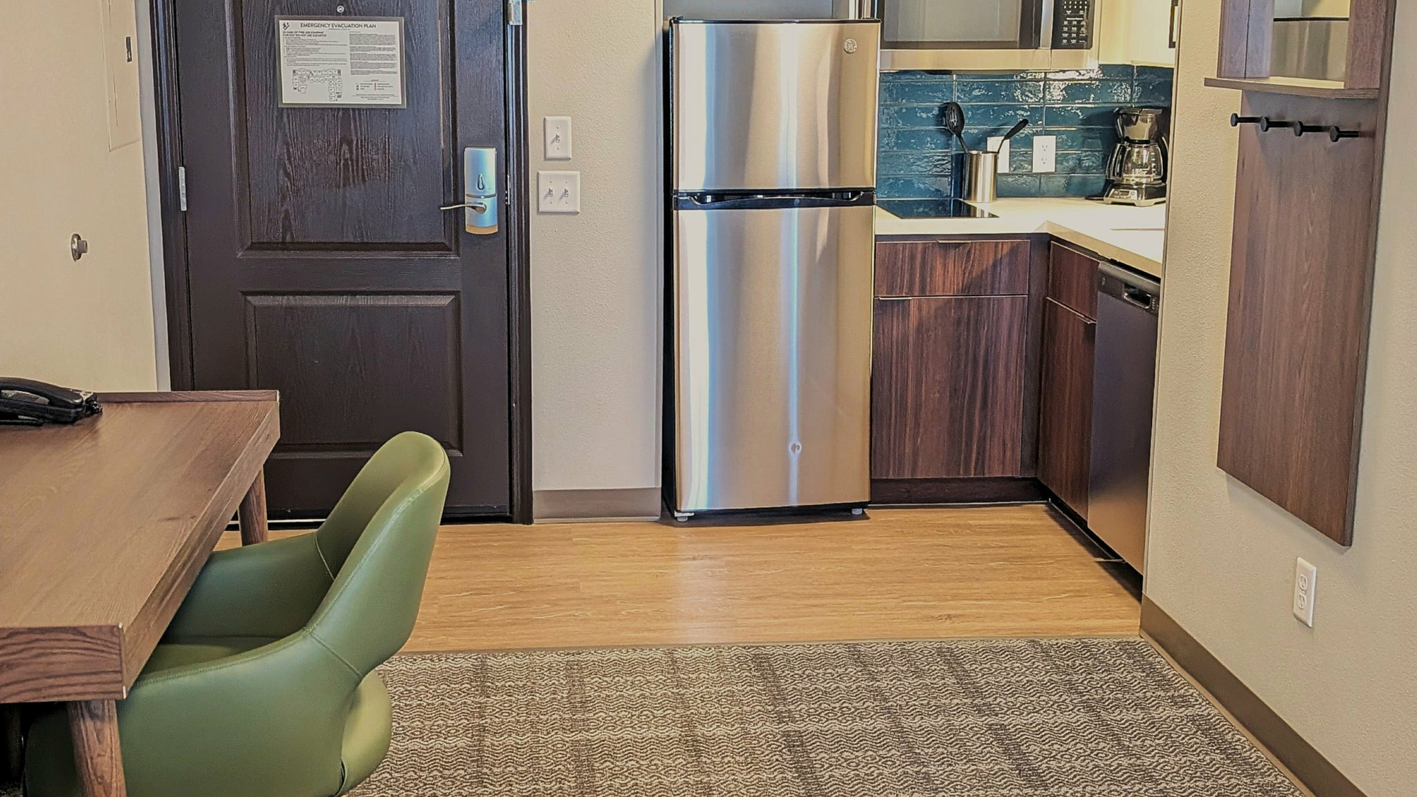 Фото Staybridge Suites Bismarck, an Ihg Hotel