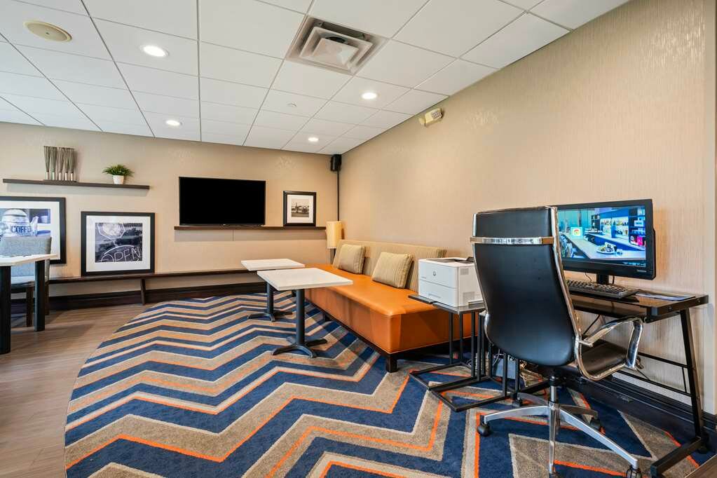 Фото Hampton Inn Ridgefield Park