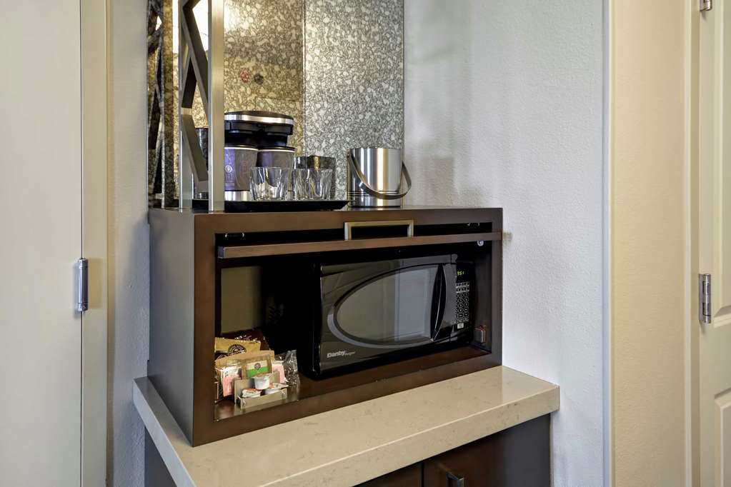 Фото DoubleTree by Hilton Chicago Midway Airport