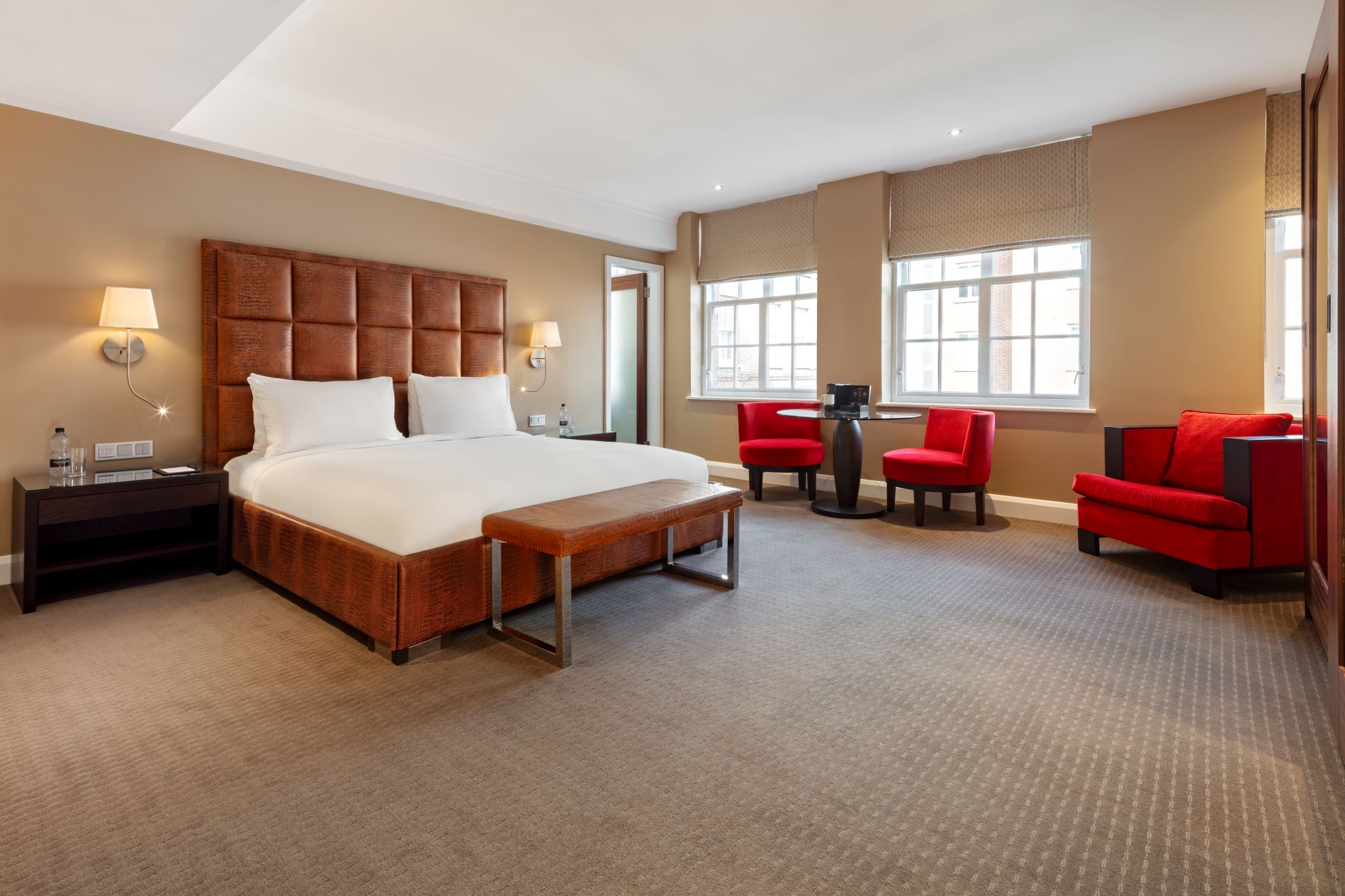 Фото The May Fair, A Radisson Collection Hotel, Mayfair London