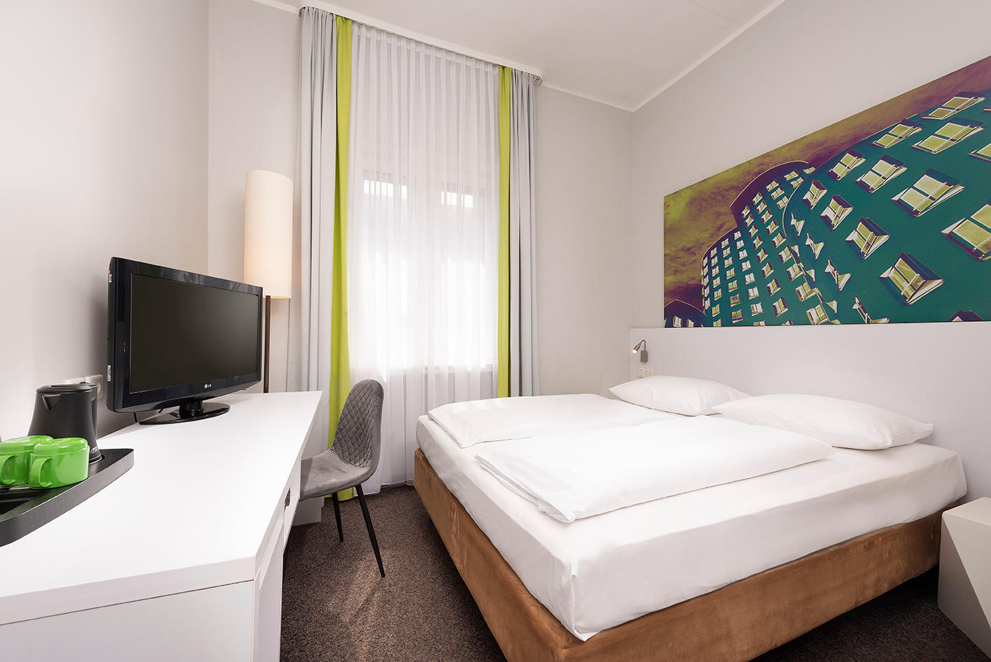 Фото Wyndham Garden Düsseldorf City Centre Königsallee