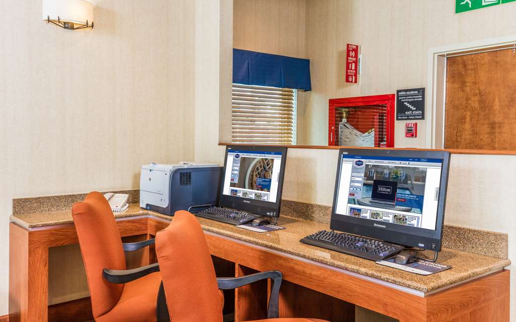 Фото Hampton Inn by Hilton-Queretaro Tecnologico