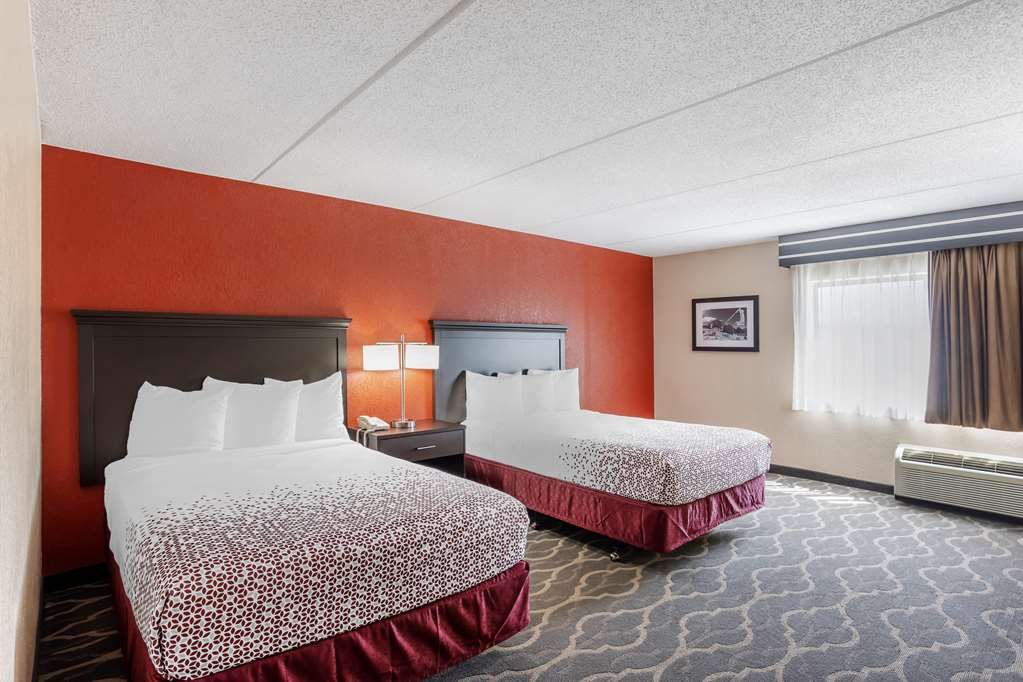 Фото Best Western Inn At Blakeslee-pocono