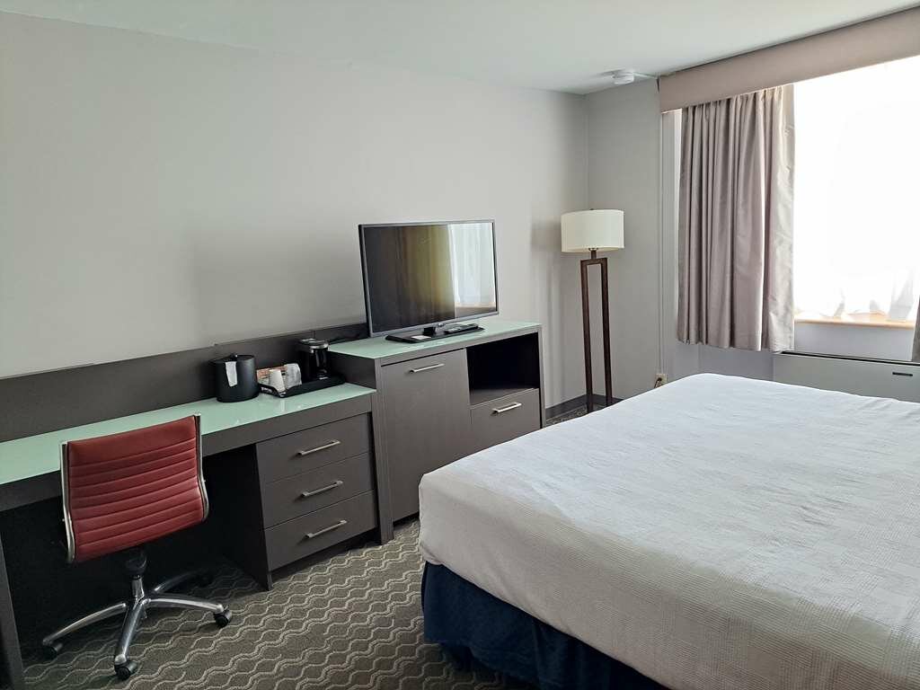 Фото Best Western Plus Vancouver Airport Hotel