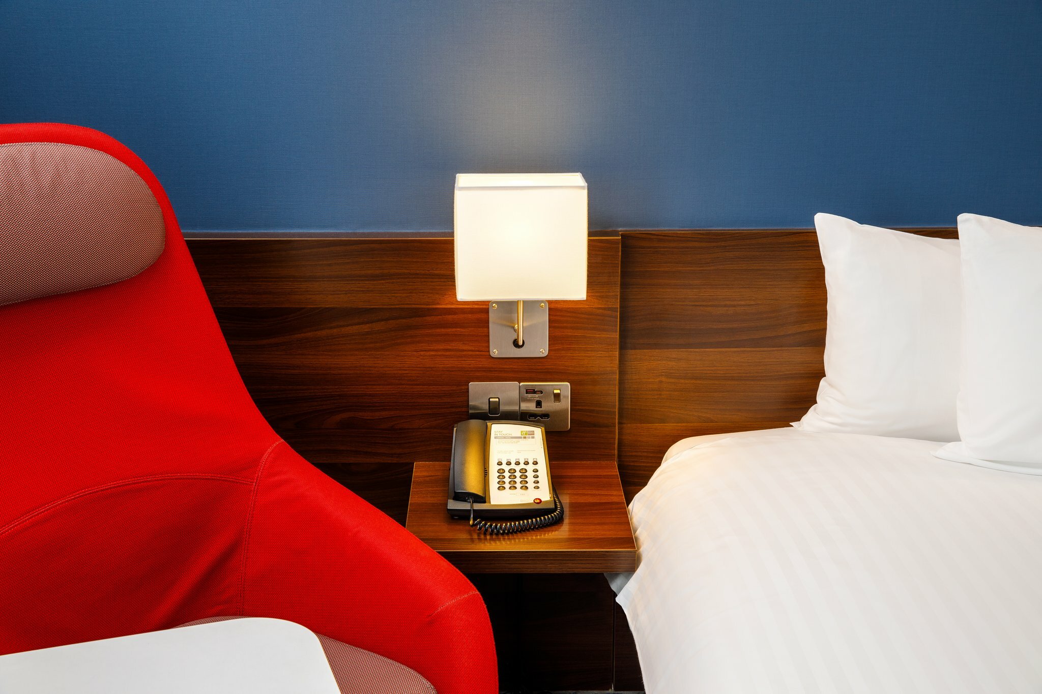 Фото Holiday Inn Express London - ExCeL