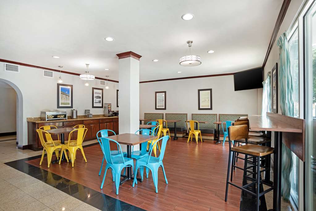 Фото Best Western Plus Blue Angel Inn