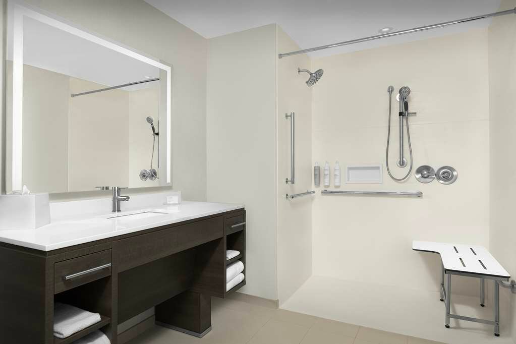 Фото Home2 Suites by Hilton Falls Church