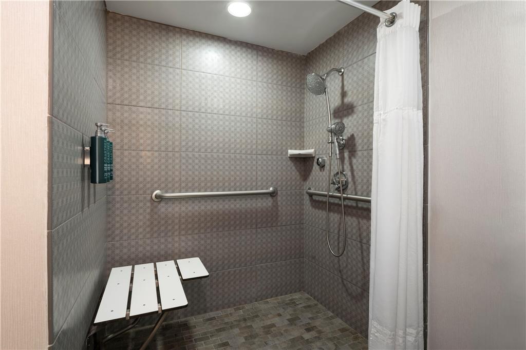 Фото Doubletree by Hilton Richmond-Midlothian