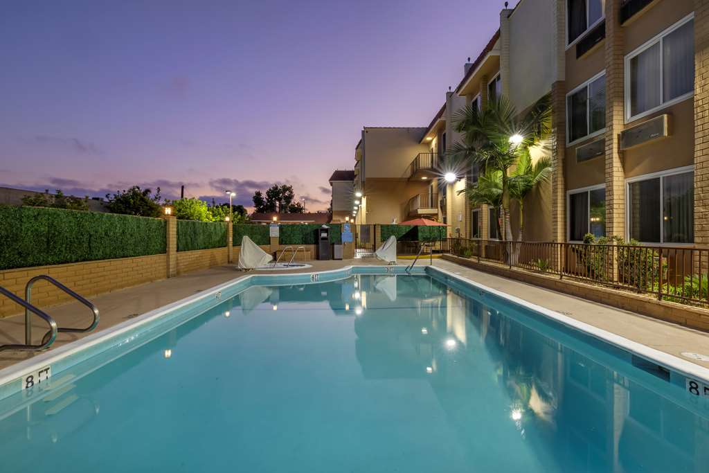 Фото Best Western Plus South Bay Hotel