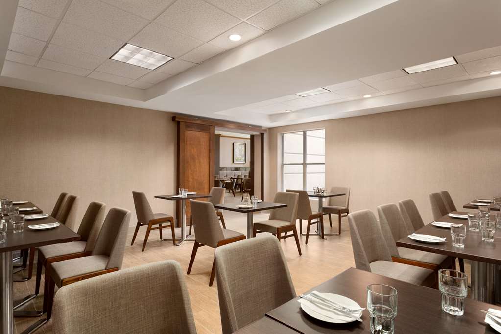 Фото Homewood Suites by Hilton Orlando-Intl Drive/Convention Ctr