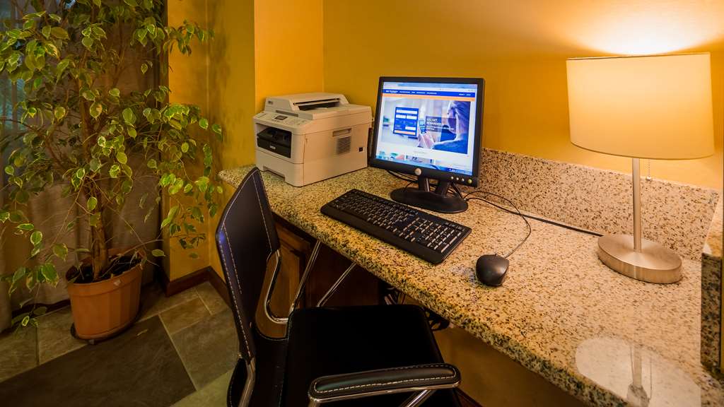 Фото Best Western Palm Court Inn