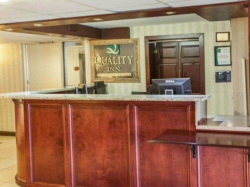 Гостиница Quality Inn Aurora - Naperville Area в Нейпервилле
