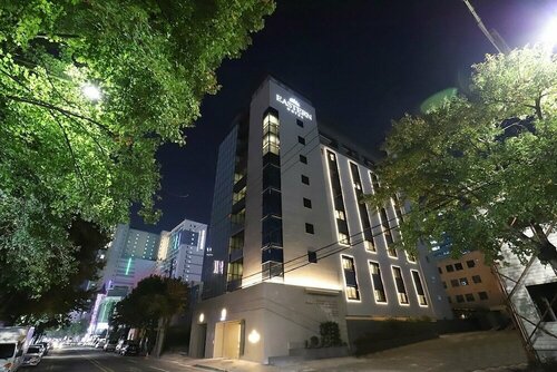 Гостиница Dongdaegu Station Eastern Hotel в Тэгу