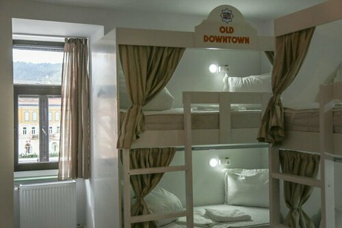 Гостиница Old Downtown Hostel в Брашове