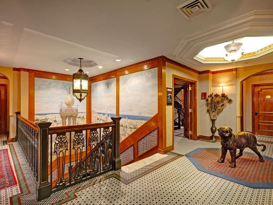 Фото Casablanca Hotel by Library Hotel Collection