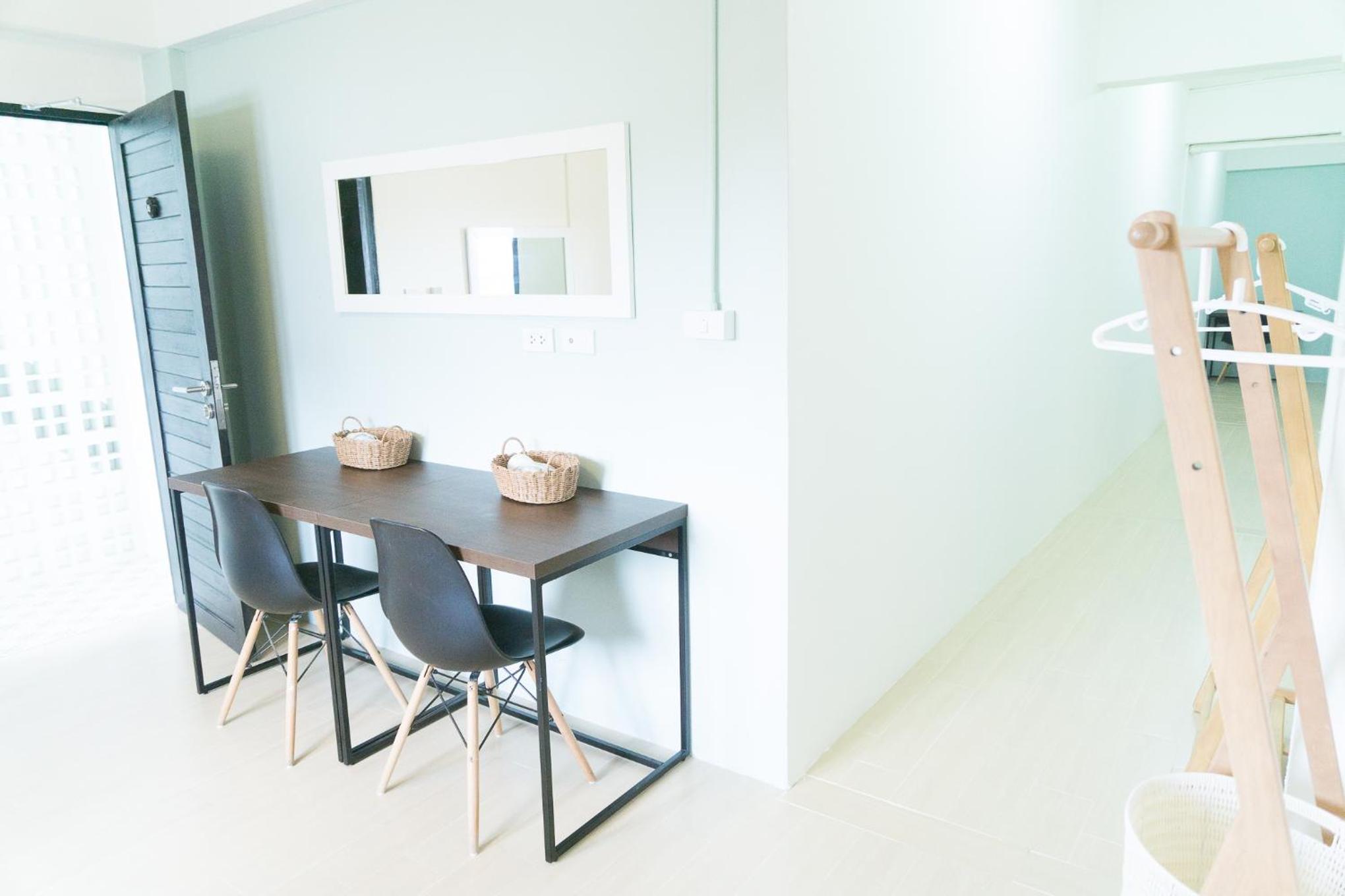 Фото Baan Ploy in - Adults Only - Hostel