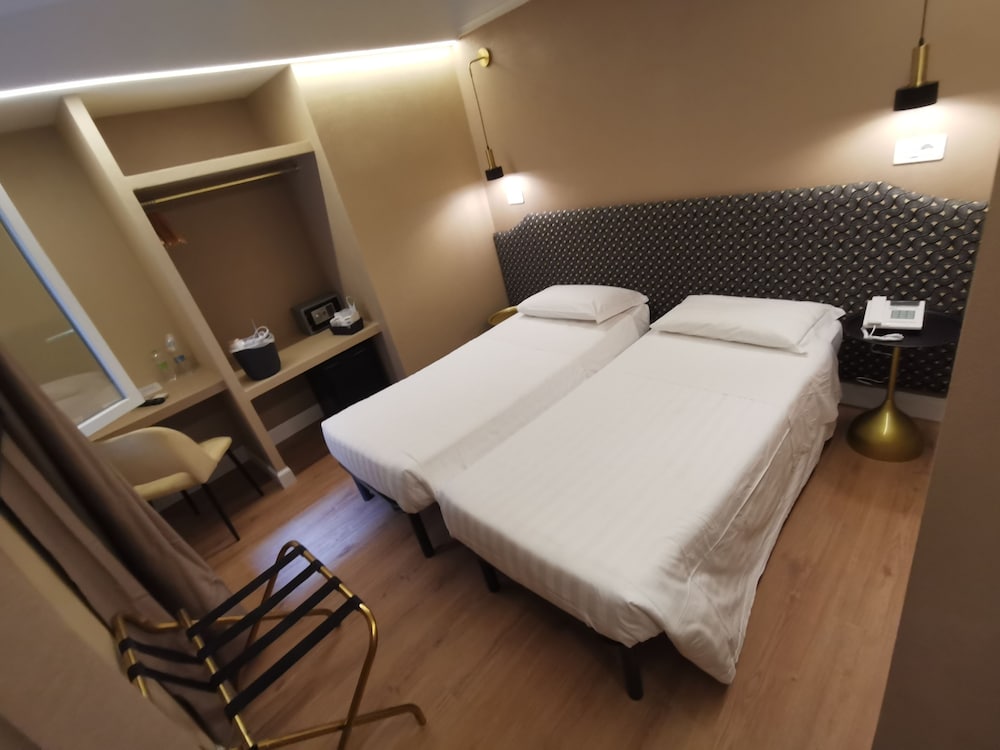 Фото Hotel Fiori