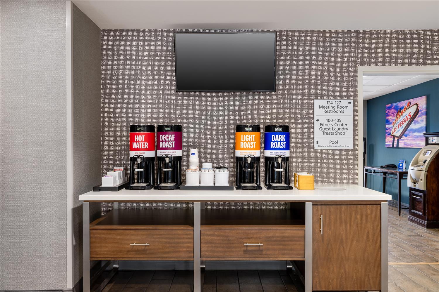 Фото Hampton Inn Las Vegas North Speedway