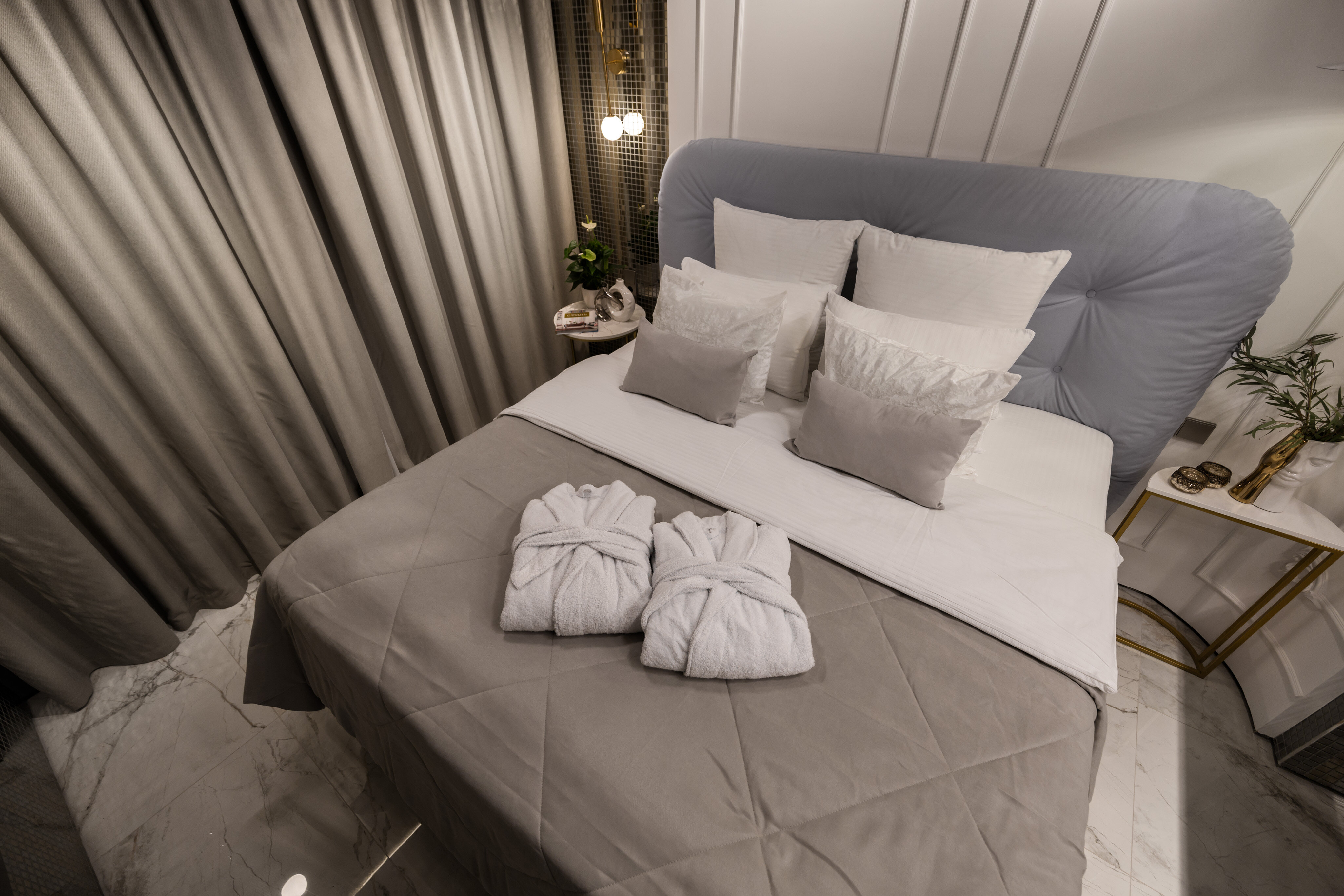 Фото Домотелли