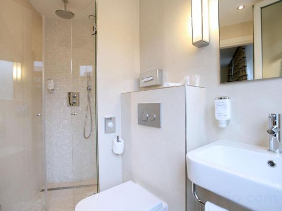 Фото Hotel Waldorf Montparnasse