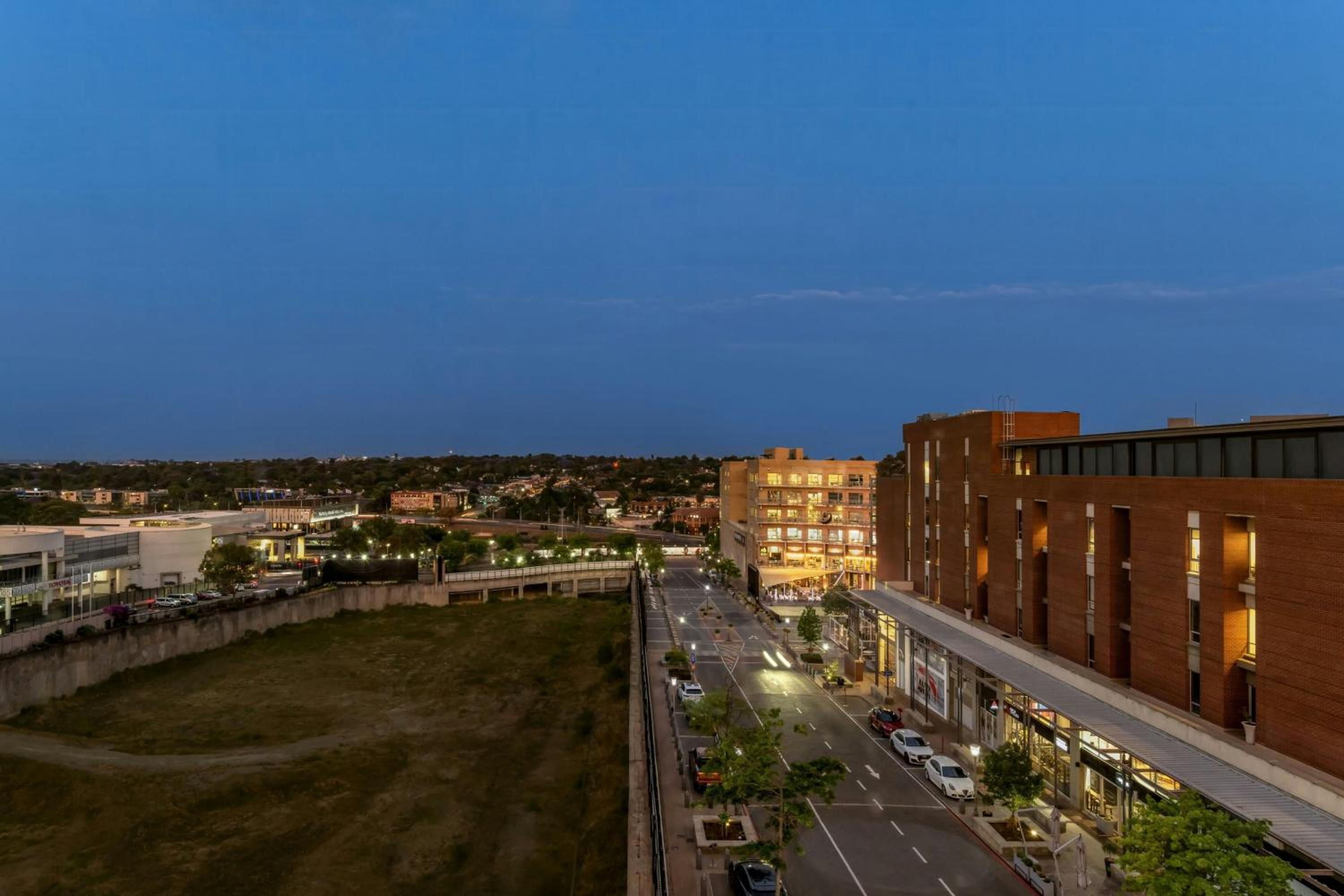 Фото Johannesburg Marriott Hotel Melrose Arch