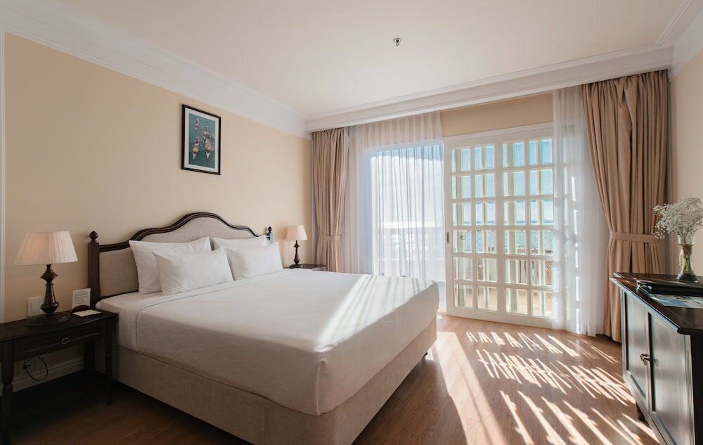Фото Sunrise Nha Trang Beach Hotel & Spa