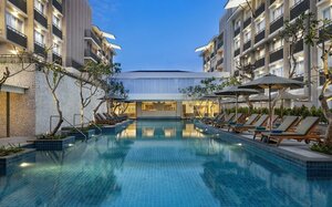 отель Hilton Garden Inn Bali Nusa Dua