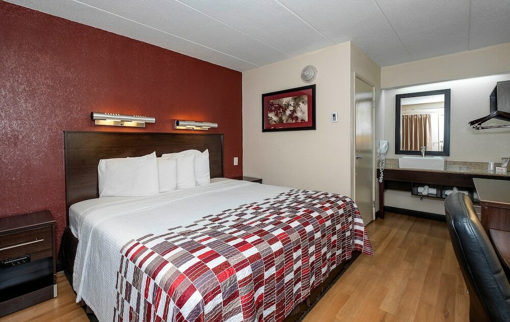 Фото Red Roof Inn Mt Laurel