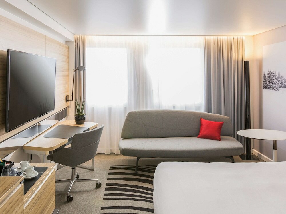 Фото Novotel Strasbourg Centre Halles