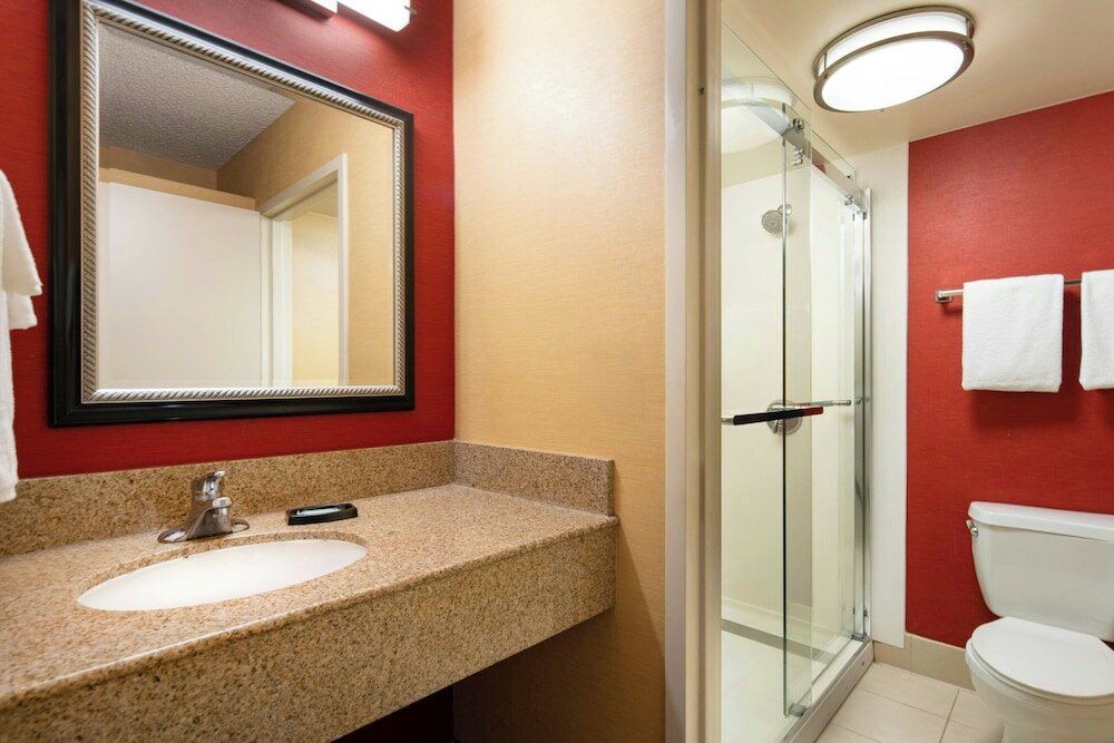 Фото Courtyard by Marriott John Wayne Airport/Orange County