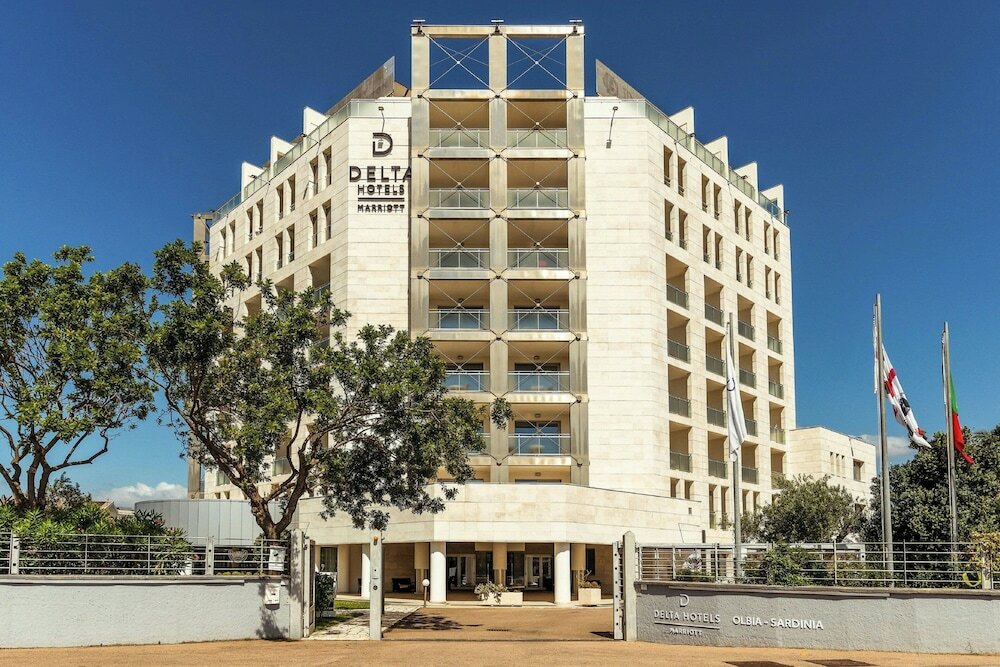 Фото DoubleTree by Hilton Hotel Olbia - Sardinia