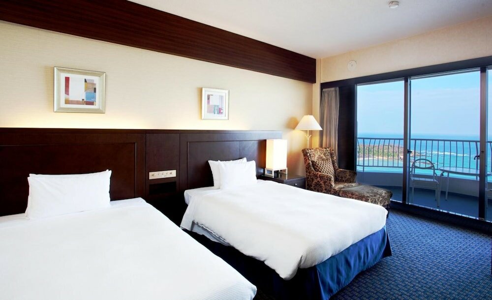 Фото Okinawa Kariyushi Beach Resort Ocean SPA