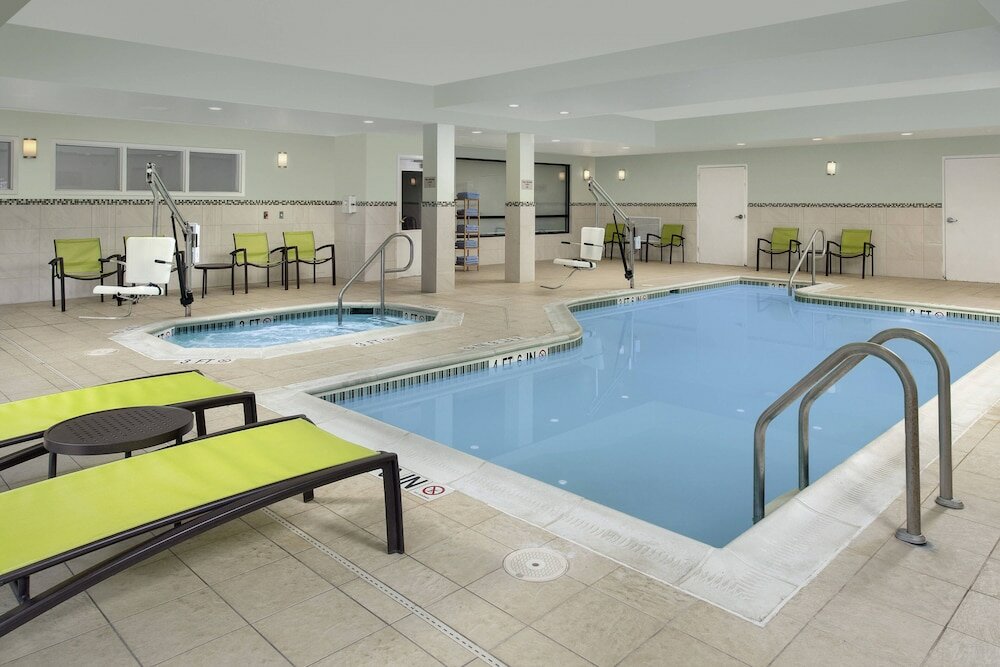 Фото SpringHill Suites Alexandria