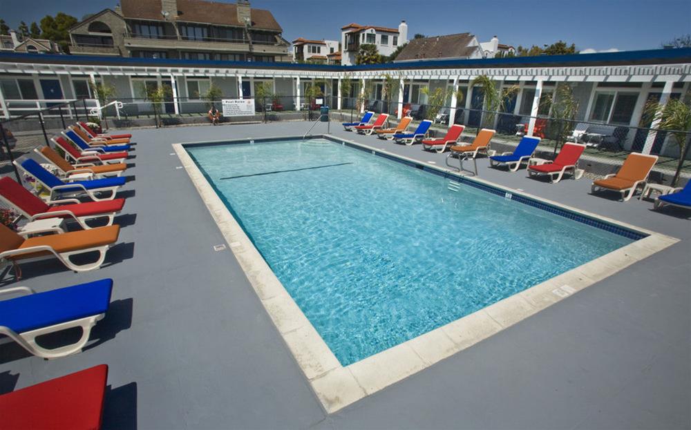 Фото Beach Street Inn and Suites