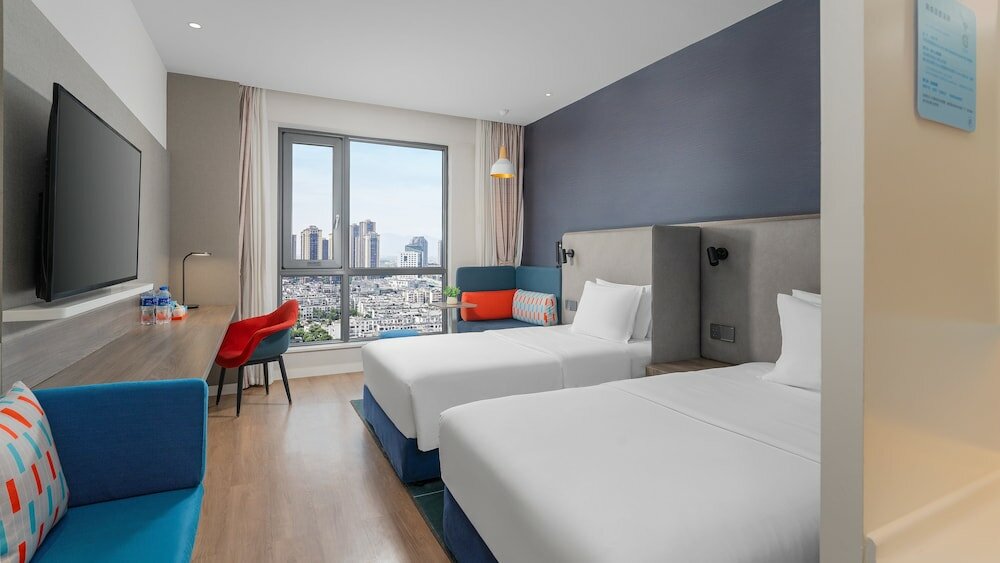 Фото Holiday Inn Express Kunming West, an Ihg Hotel