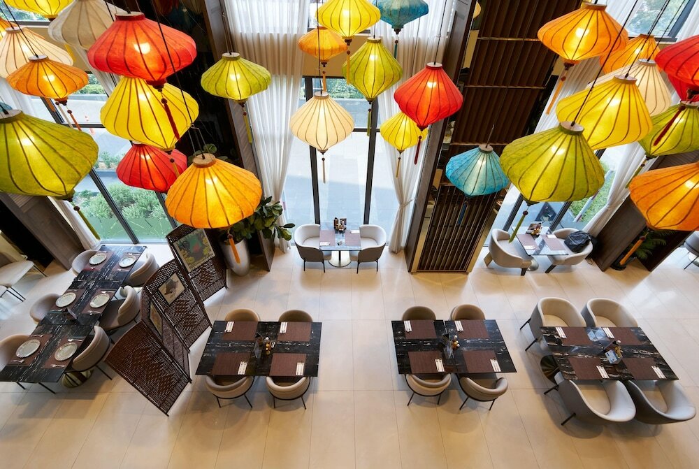 Фото Ramada Plaza by Wyndham Bangkok Sukhumvit 48