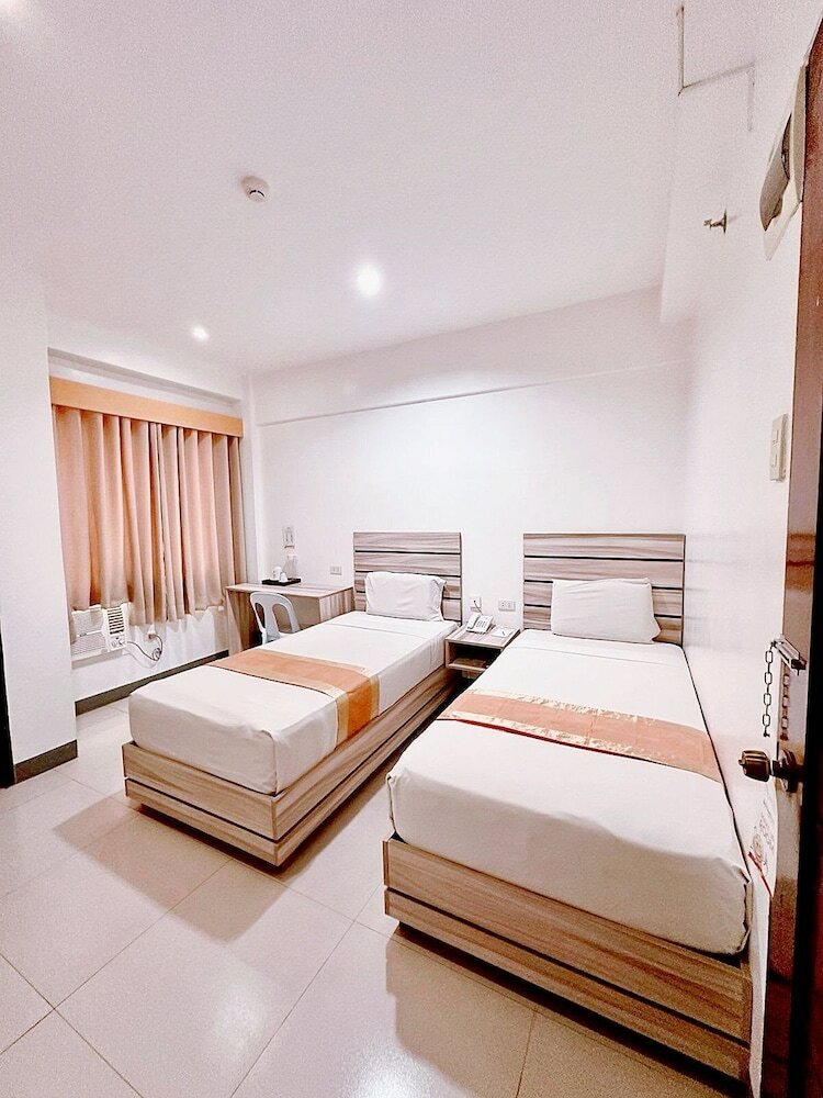 Фото Travelbee Fuente Inn