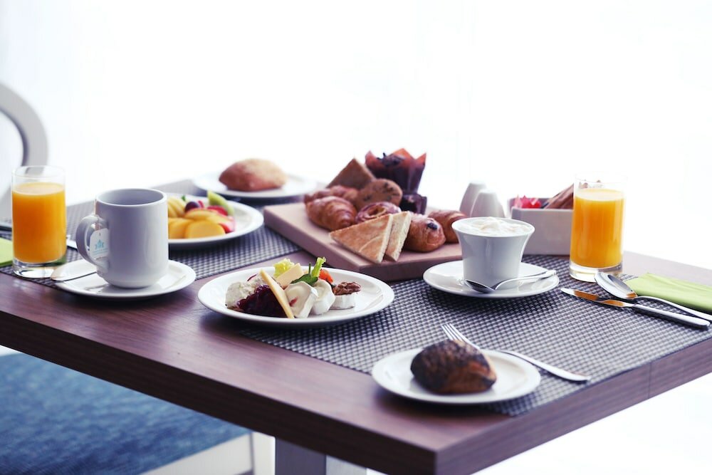 Фото Hilton Garden Inn Tanger City Center 