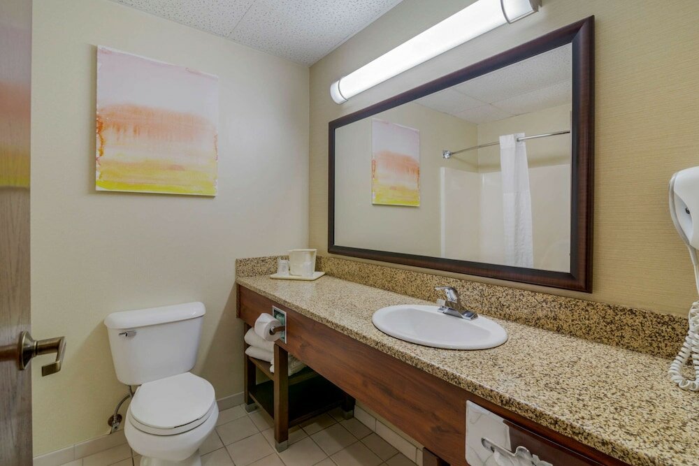 Фото Comfort Inn Bismarck