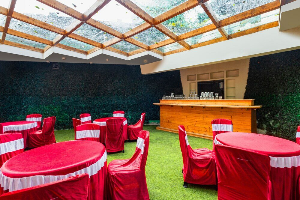 Фото Отель Jain Group Sanderling Resort & Spa